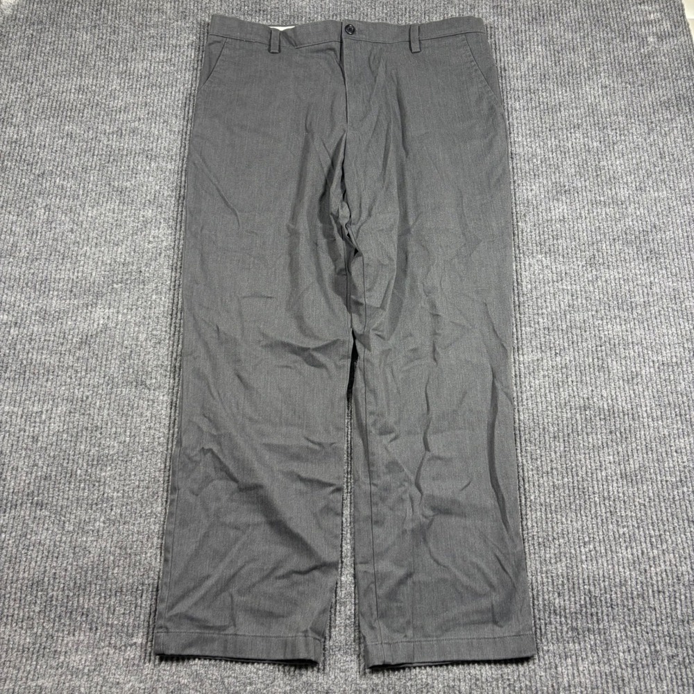 Dockers Pants Mens 38x32 Classic Fit Gray Chino PC9-32896-0012